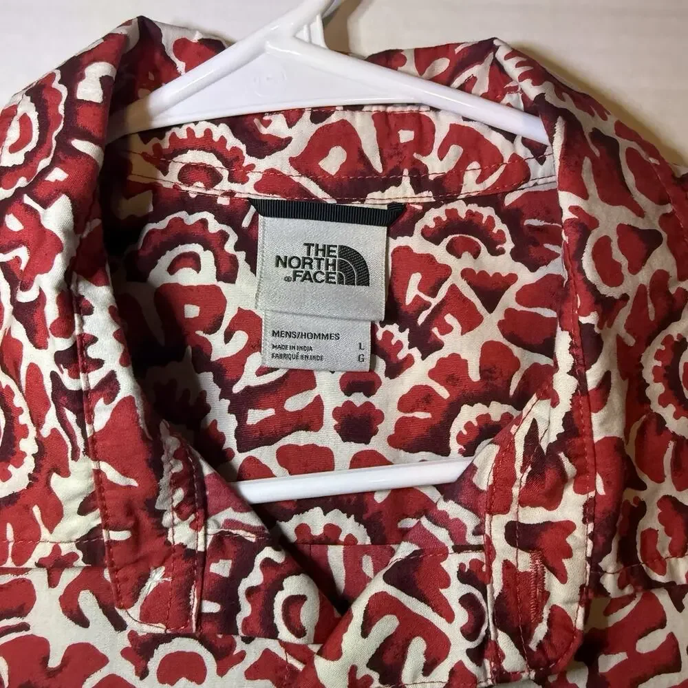 The North Face Button Up Shirt Men’s Large